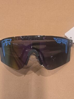 Pit Viper Shield Sunglass Visor in Black with Blue Accents